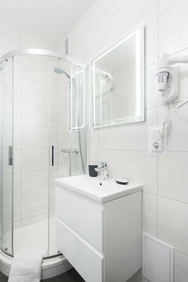 Lajsnij Sobie Apartment 波兹南 外观 照片